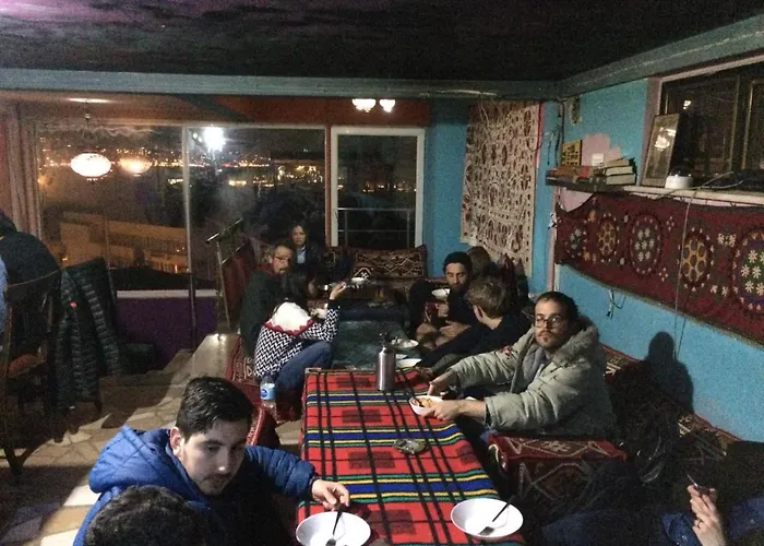 Harmony Хостел Стамбул