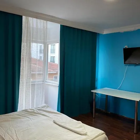 Harmony Hostal *