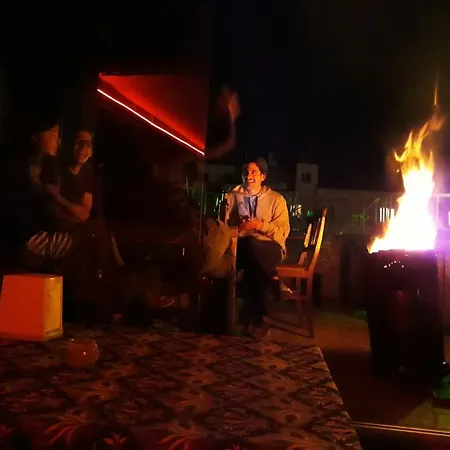 Harmony Hostal *