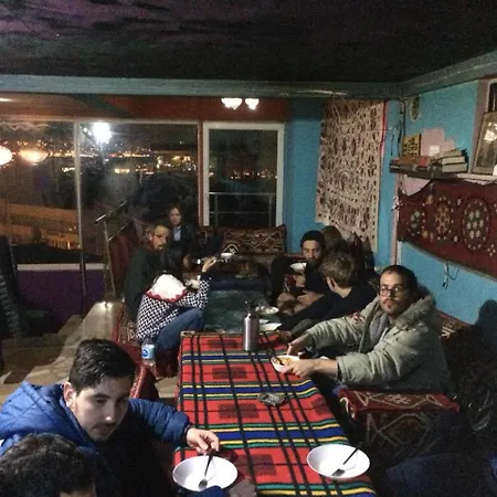 Harmony Hostal Estambul